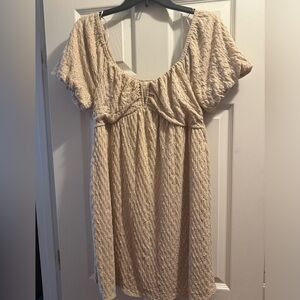 Urban Romantics size large cream color mini dress